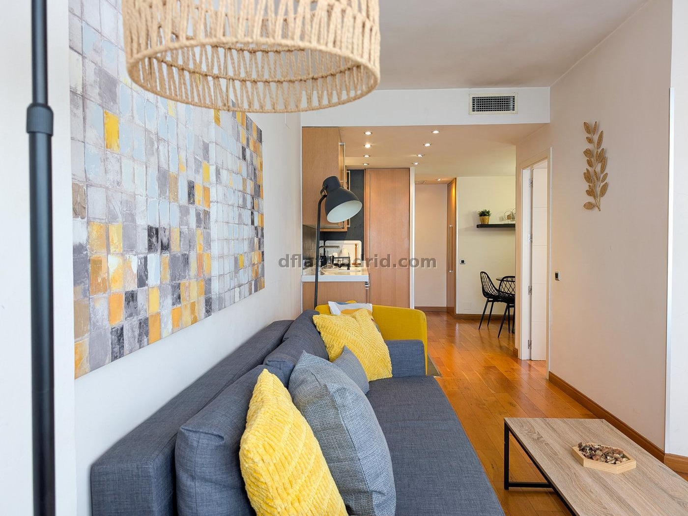 Apartamento exterior cerca de Serrano totalmente amueblado #209 en Madrid