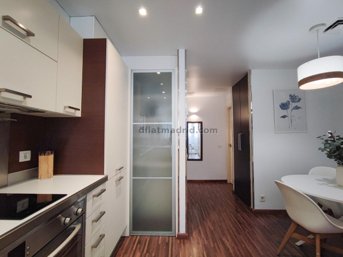 Apartamento exterior en Almagro con vistas #231 en Madrid