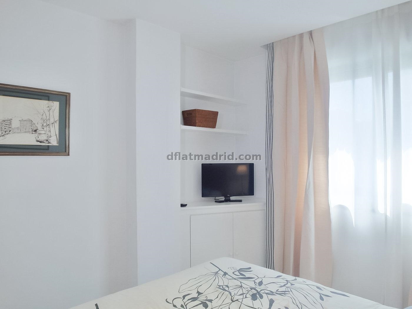 Apartamento exterior cerca de la Castellana con vistas #235 en Madrid