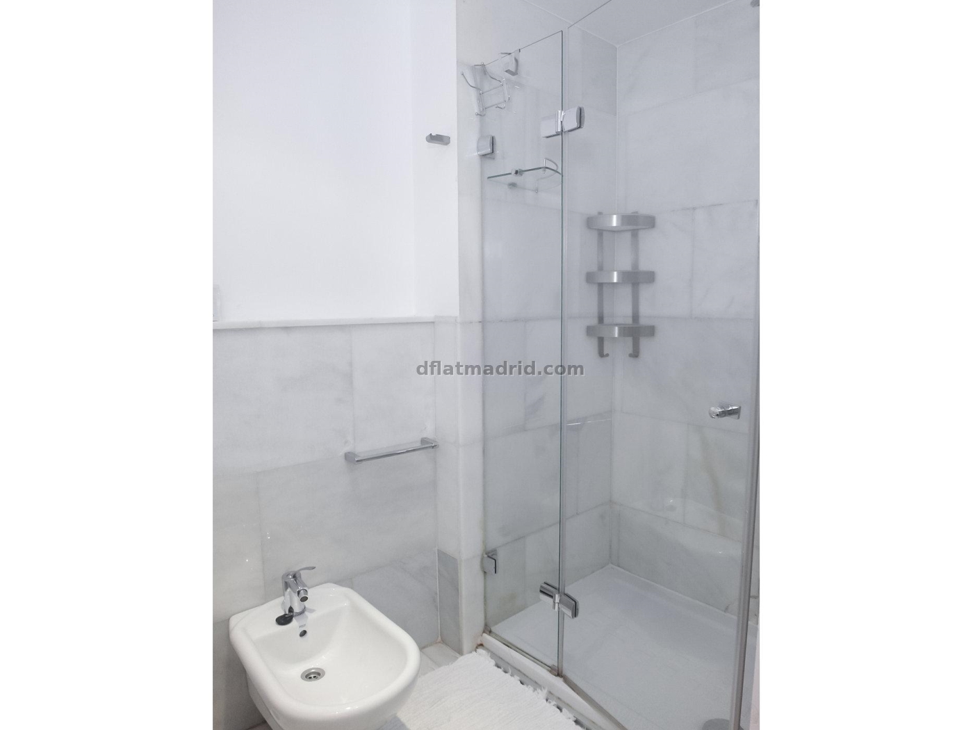 Apartamento exterior cerca de la Castellana con vistas #235 en Madrid