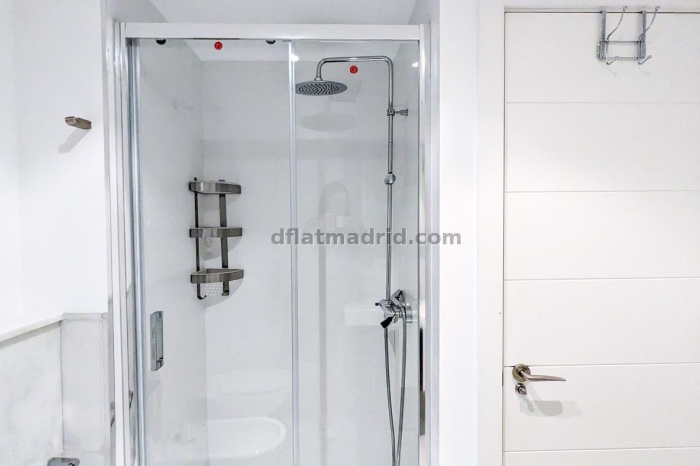 Apartamento exterior cerca de la Castellana con vistas #235 en Madrid