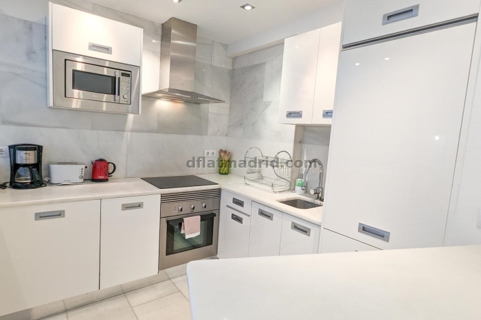 Apartamento exterior cerca de la Castellana con vistas #235 en Madrid