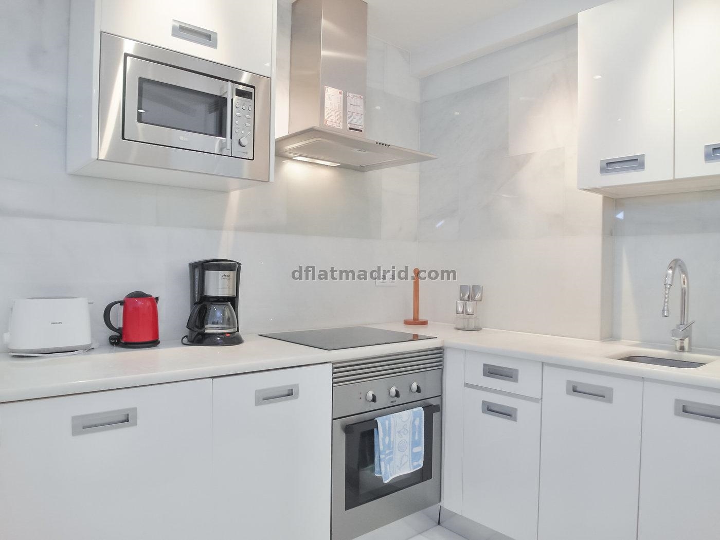 Apartamento exterior cerca de la Castellana con vistas #235 en Madrid