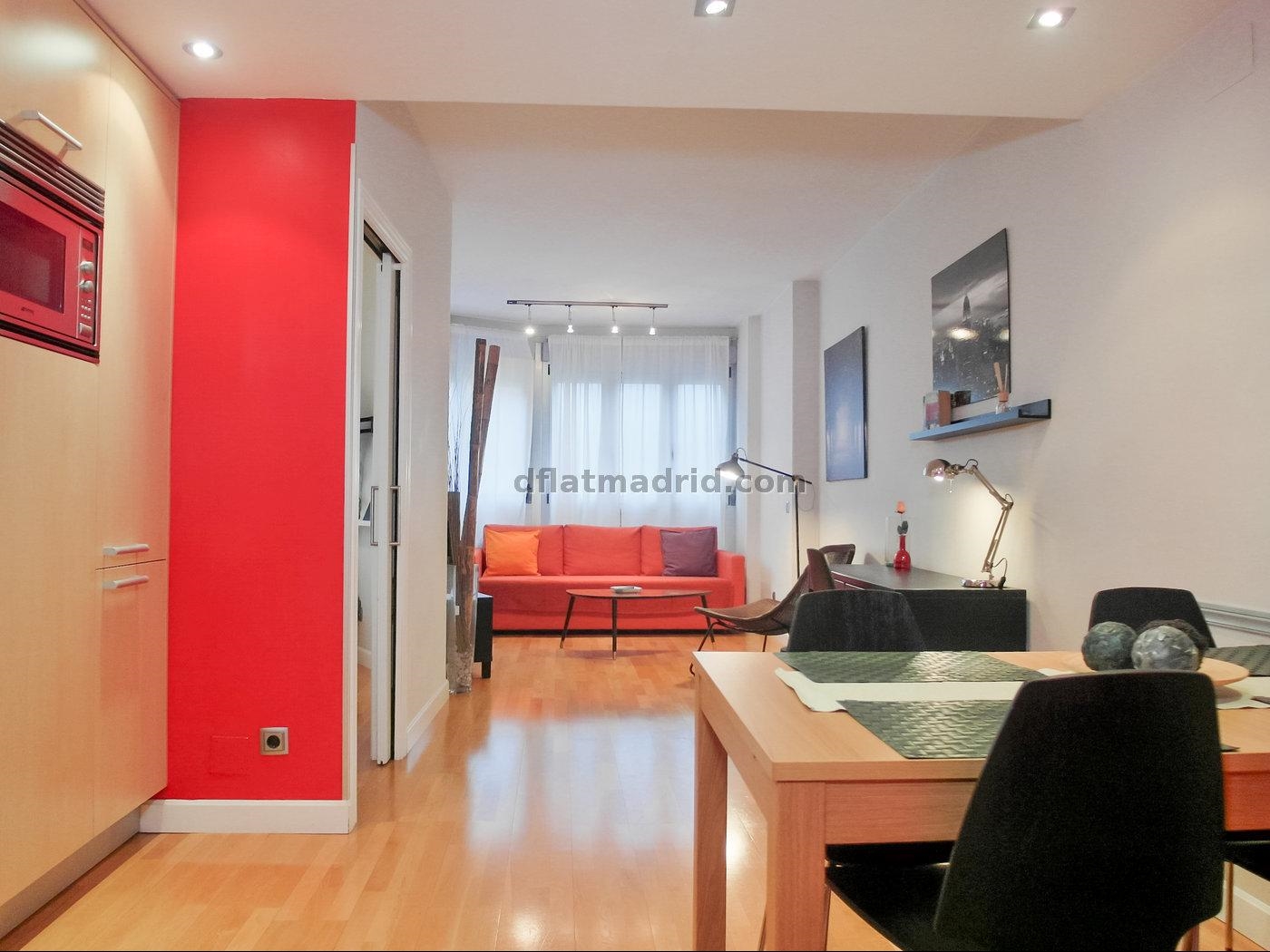 Apartamento exterior en Chamberí bien comunicado #237 en Madrid