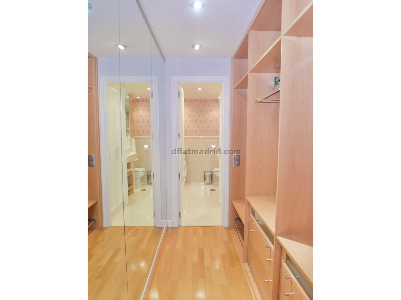 Apartamento exterior en Chamberí bien comunicado #237 en Madrid