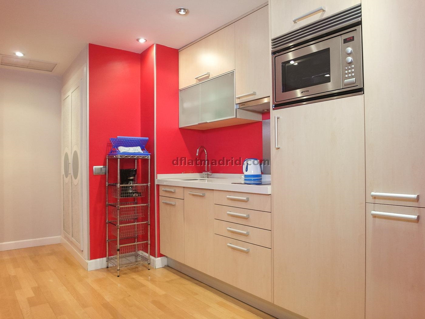 Apartamento exterior en Chamberí bien comunicado #237 en Madrid