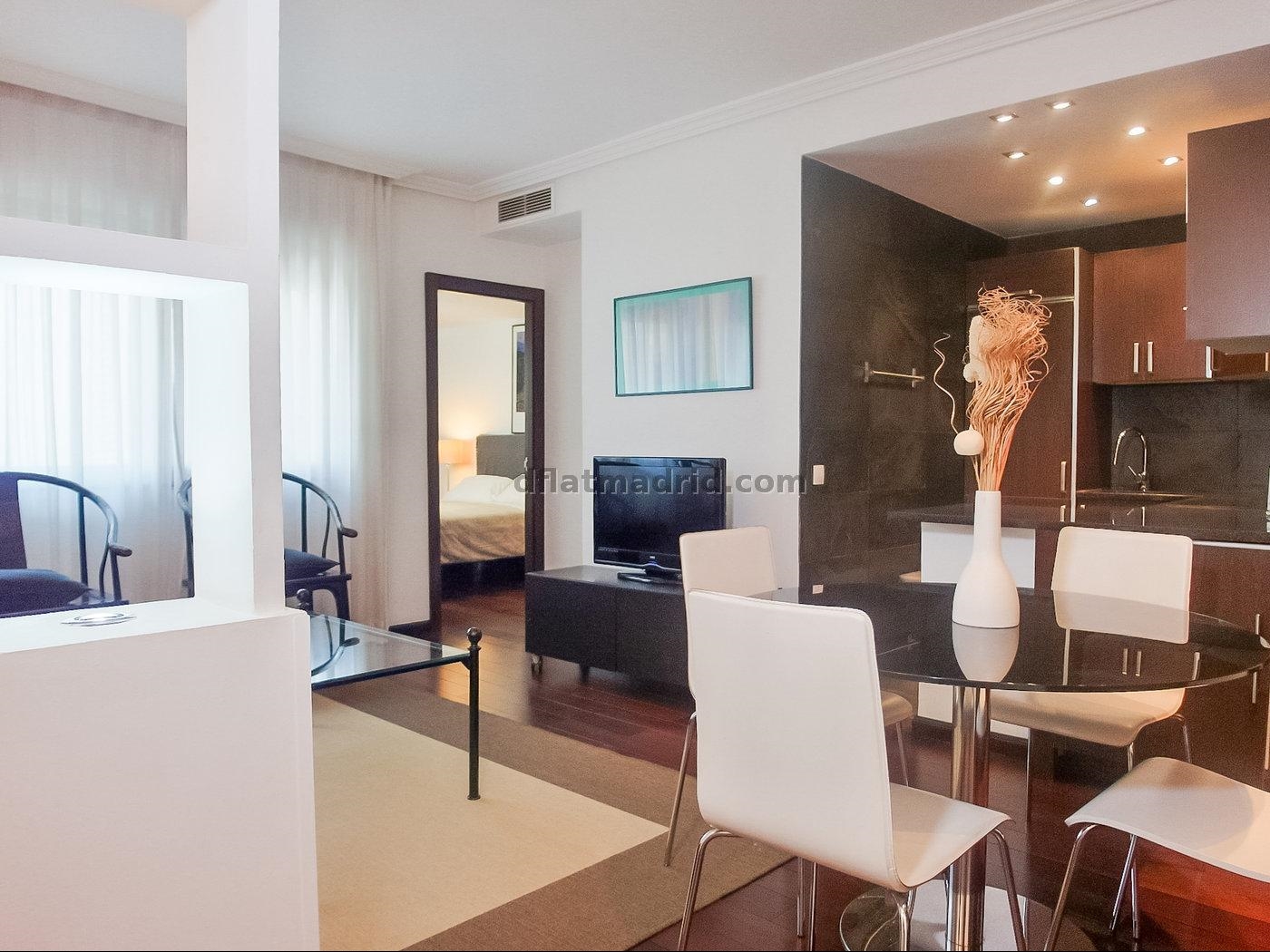 Interior apartment in Almagro with all the amenities #359 in Madrid