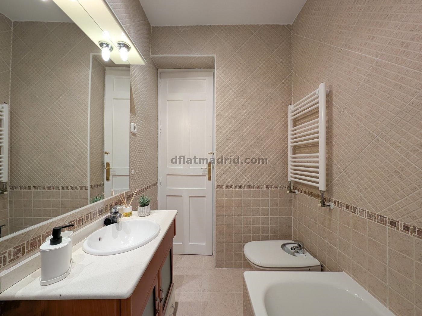 Apartamento en Salamanca de 2 Dormitorios #326 en Madrid