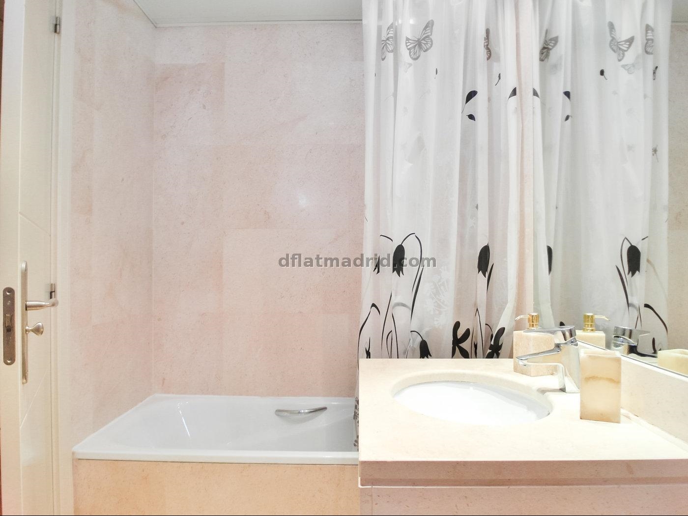 Apartamento Tranquilo en Chamartin de 1 Dormitorio #550 en Madrid