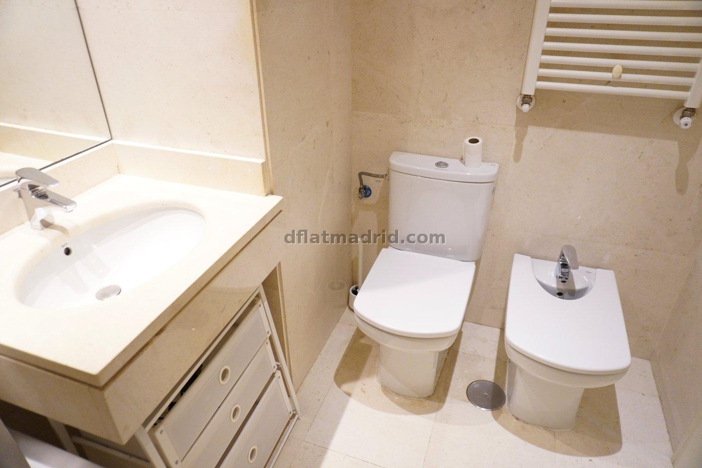Apartamento Tranquilo en Chamartin de 1 Dormitorio con terraza #743 en Madrid