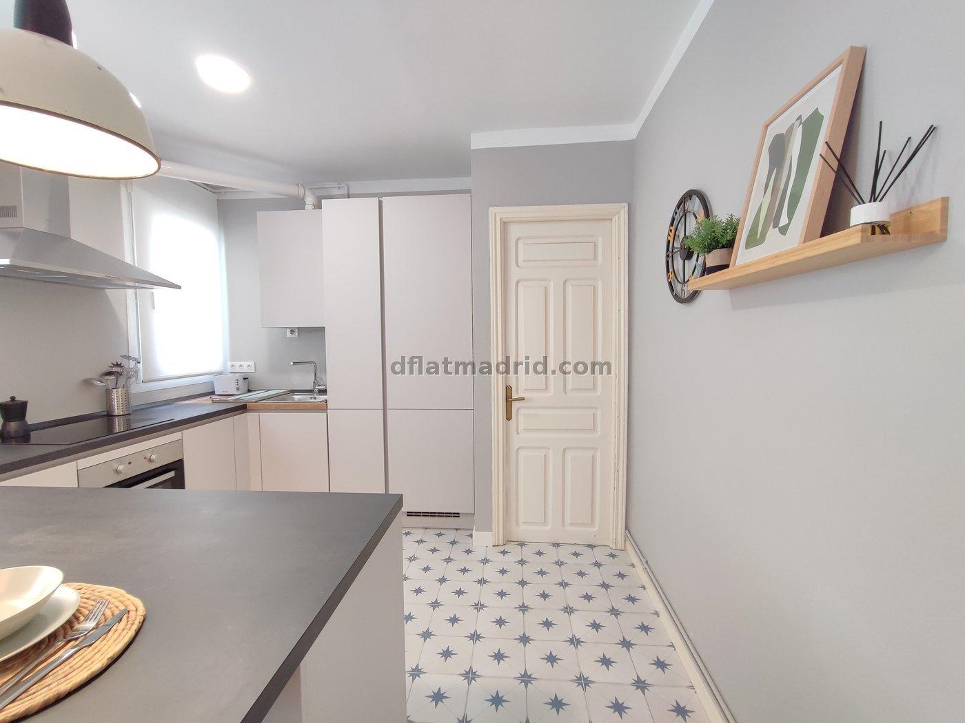 Ático en Barrio de Salamanca de 2 Dormitorios con terraza #762 en Madrid