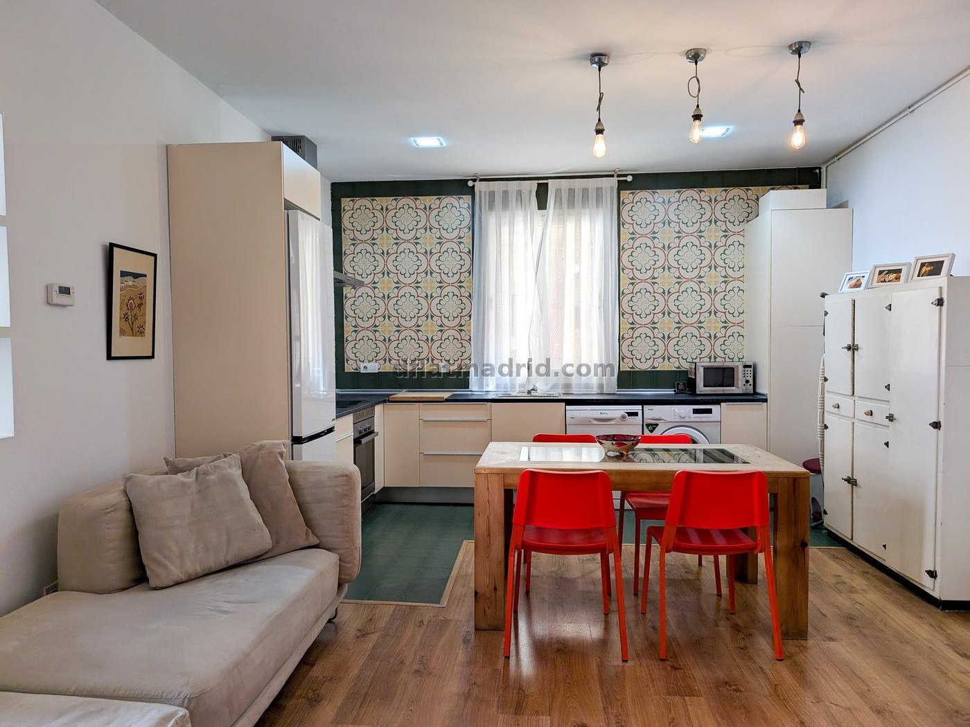 Apartamento Céntrico en Salamanca de 2 Dormitorios #811 en Madrid