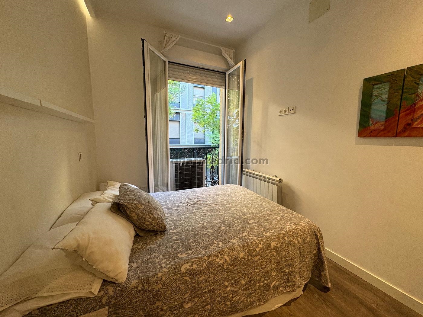 Central Apartment in Chamberi of 2 Bedrooms #1675 in Madrid