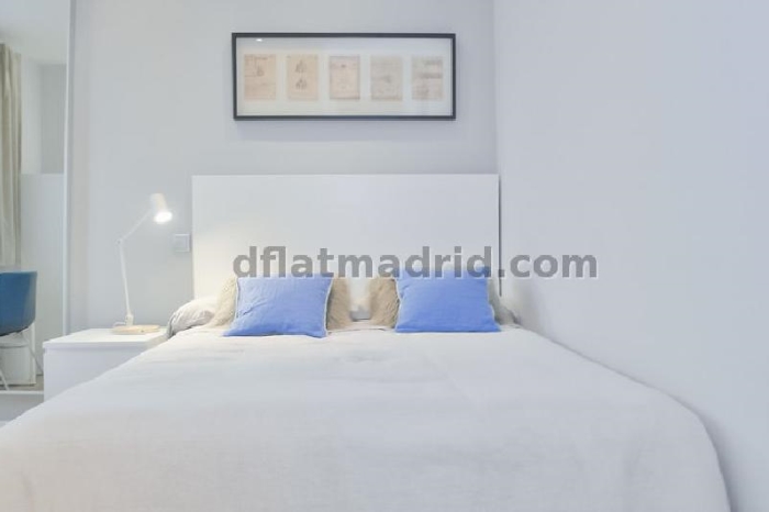 Bright Apartment in Centro of 2 Bedrooms #1763 in Madrid