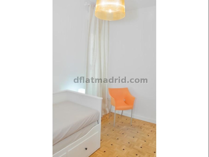 Apartamento Amplio en Retiro de 3 Dormitorios #1788 en Madrid