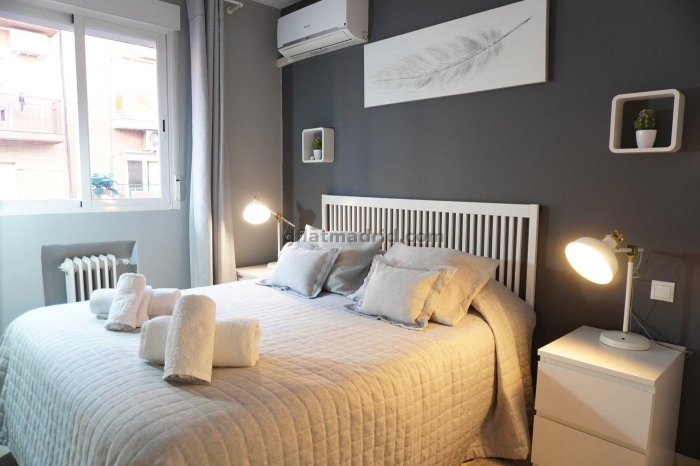 Apartamento Luminoso en Chamartin de 1 Dormitorio #865 en Madrid