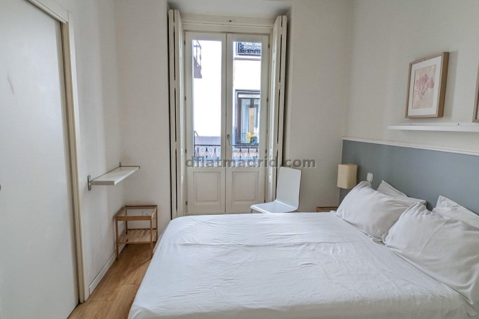 Apartamento en Centro de 3 Dormitorios #1020 en Madrid
