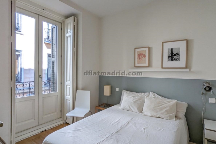 Apartamento en Centro de 3 Dormitorios #1020 en Madrid