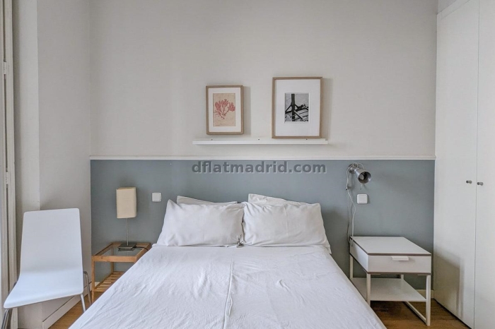 Apartamento en Centro de 3 Dormitorios #1020 en Madrid