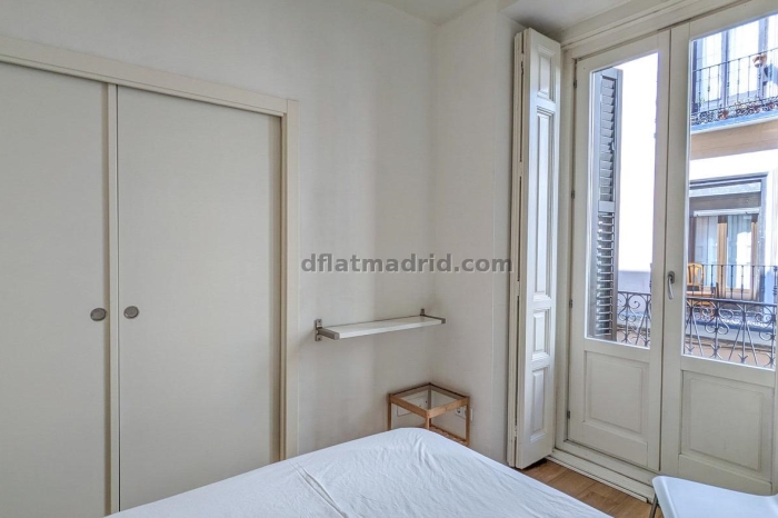 Apartamento en Centro de 3 Dormitorios #1020 en Madrid