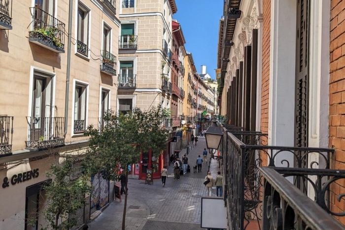 Apartamento en Centro de 3 Dormitorios #1020 en Madrid