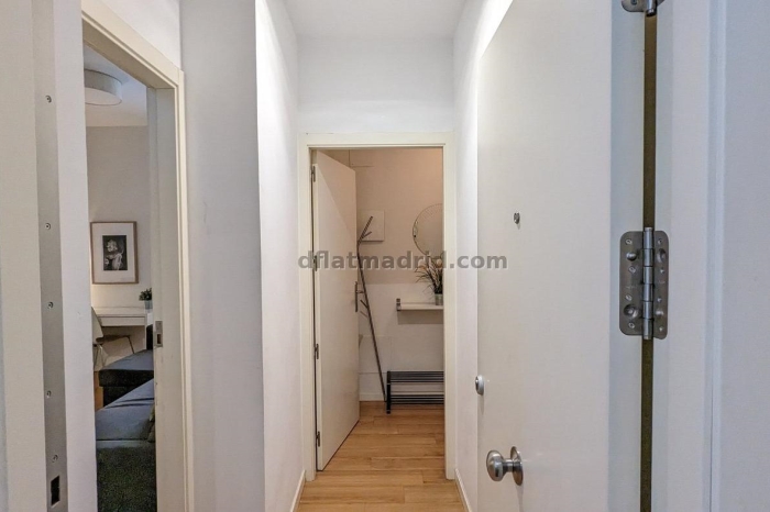 Apartamento en Centro de 3 Dormitorios #1020 en Madrid