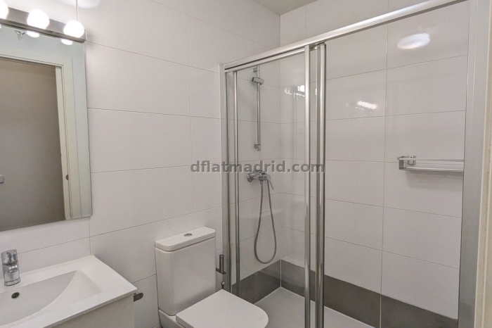 Apartamento en Centro de 3 Dormitorios #1020 en Madrid