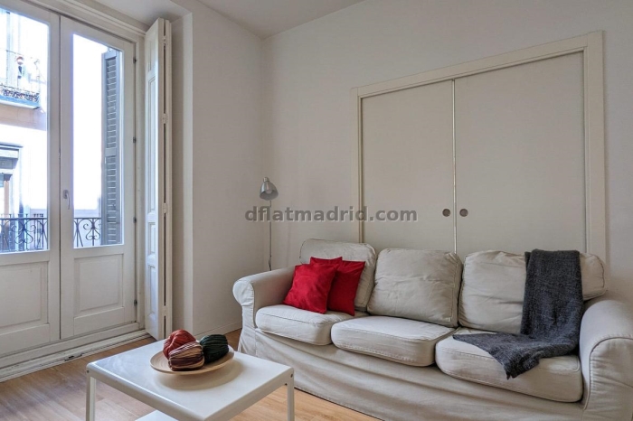 Apartamento en Centro de 3 Dormitorios #1020 en Madrid