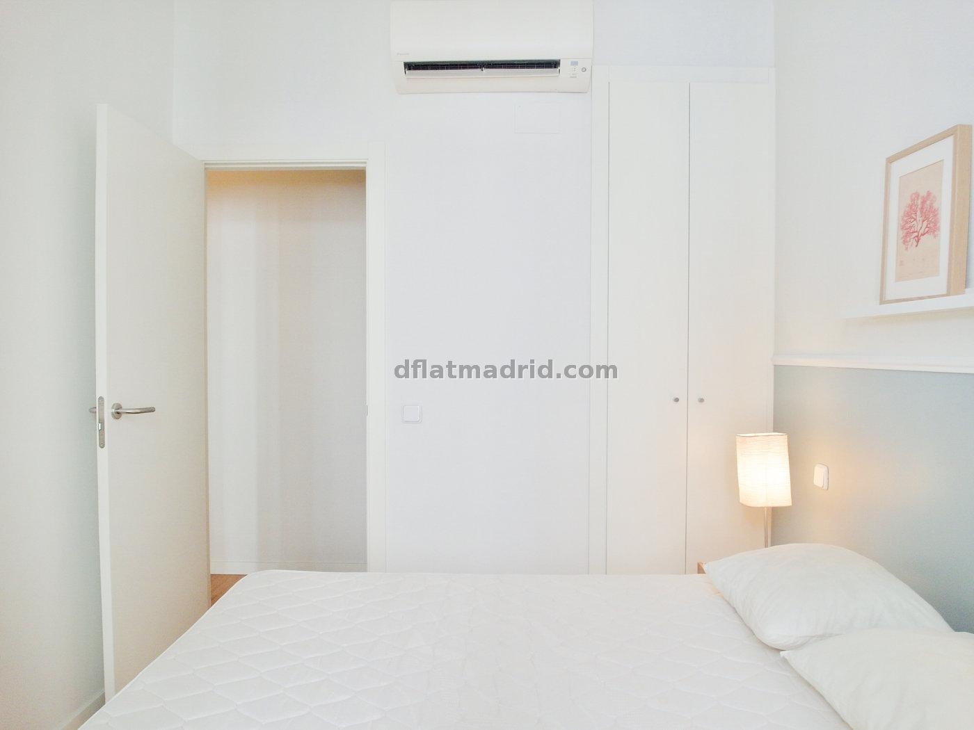 Bright Apartment in Centro of 2 Bedrooms #1021 in Madrid