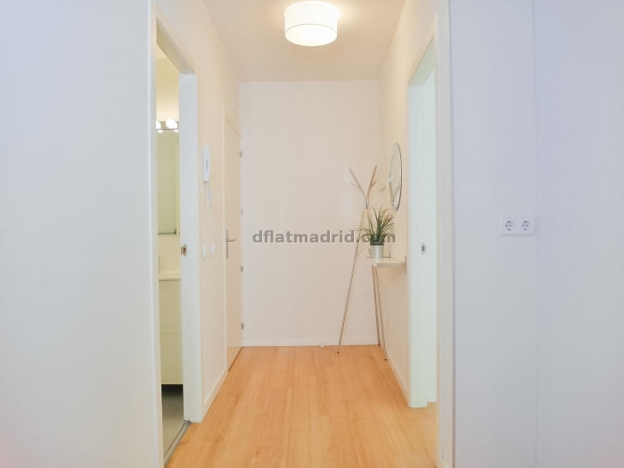 Apartamento Amplio en Centro de 3 Dormitorios 1025 en Madrid