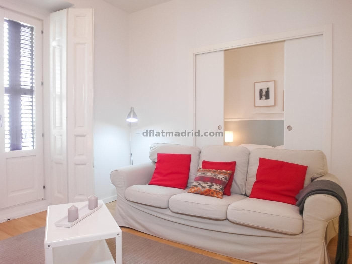 Apartamento Amplio en Centro de 3 Dormitorios 1025 en Madrid
