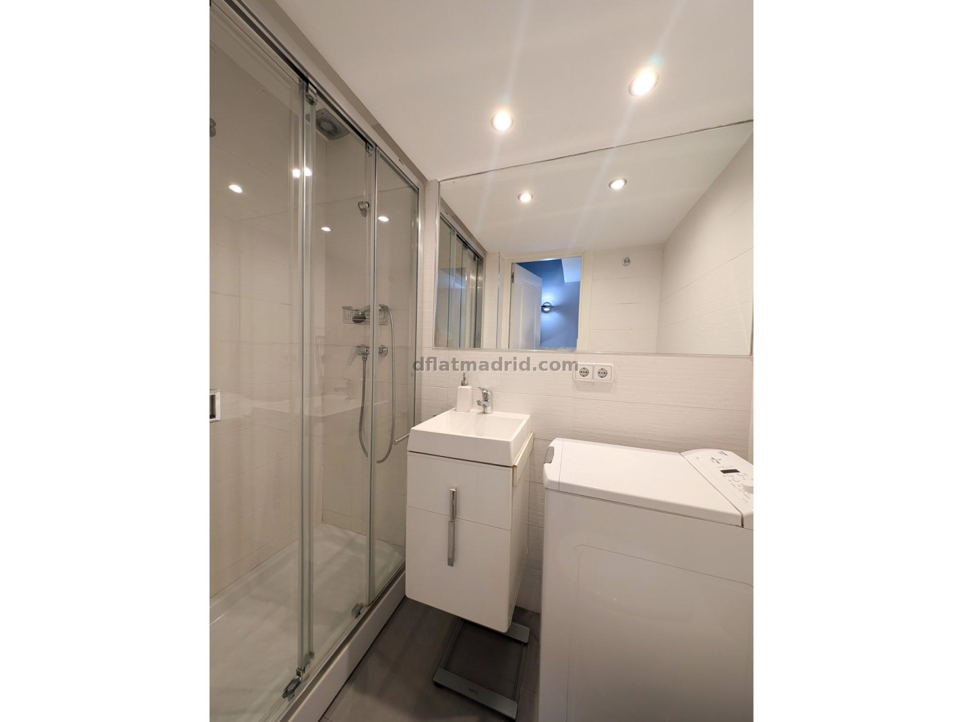 Bright Studio in Centro #1551 in Madrid