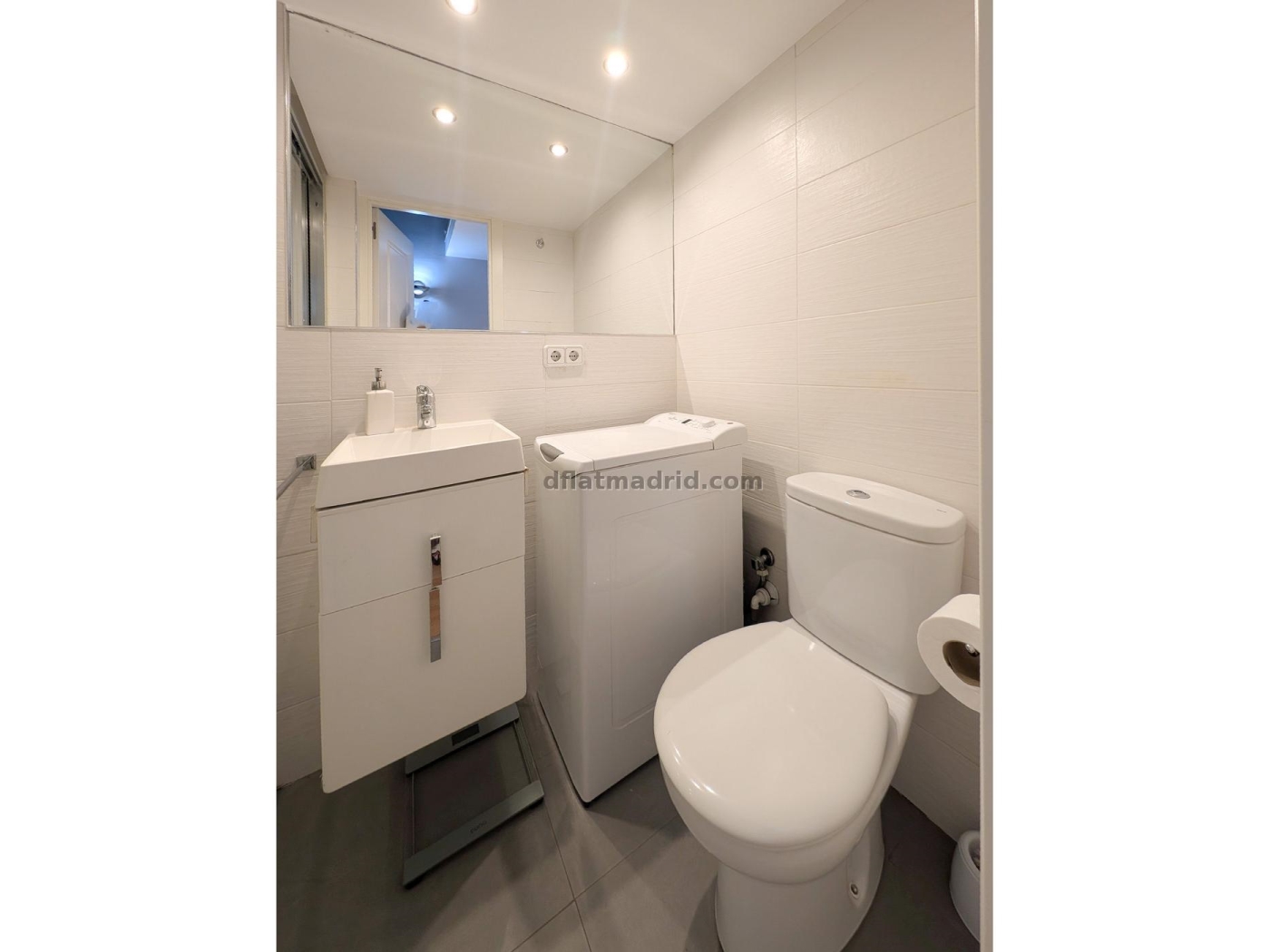 Bright Studio in Centro #1551 in Madrid