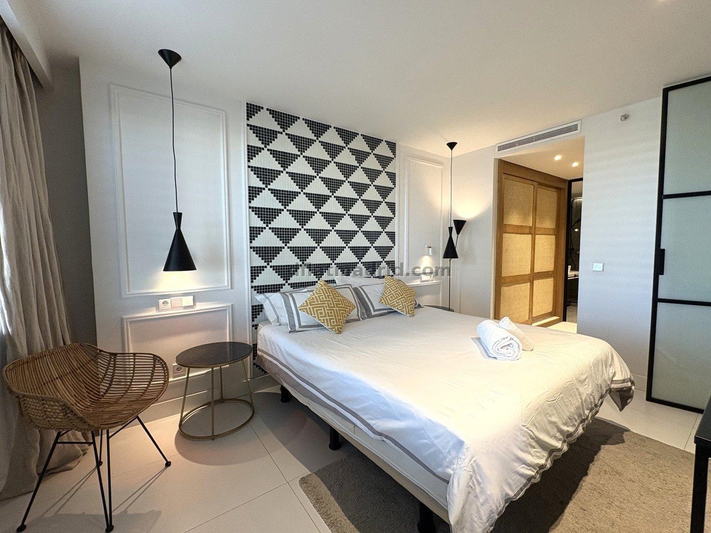 Apartamento Luminoso en Chamartin de 1 Dormitorio #1739 en Madrid