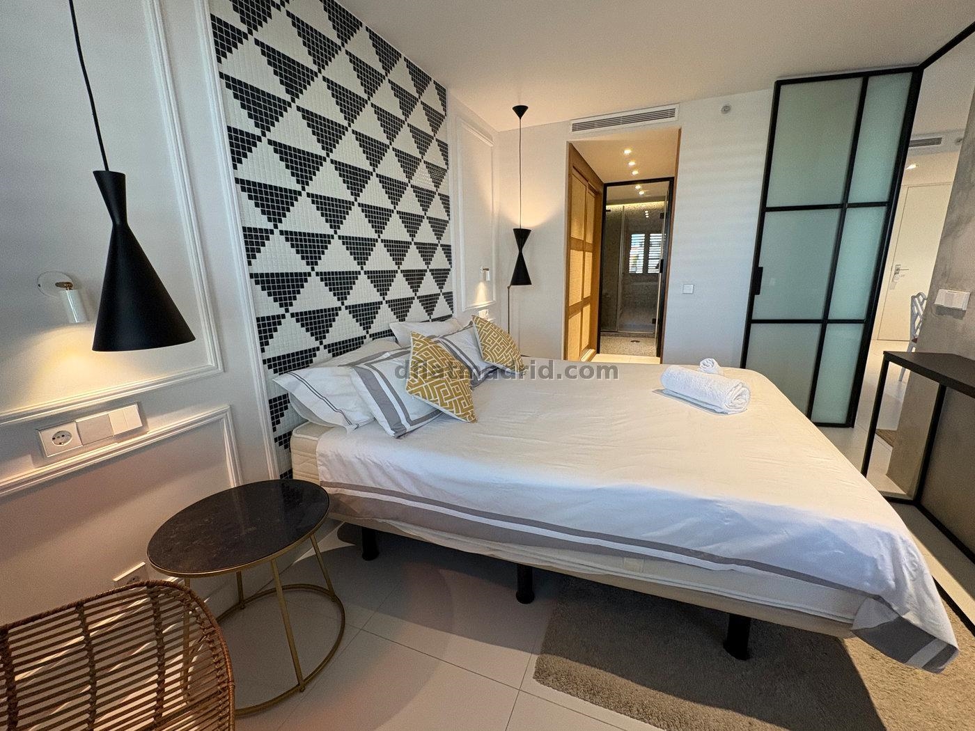 Apartamento Luminoso en Chamartin de 1 Dormitorio #1739 en Madrid