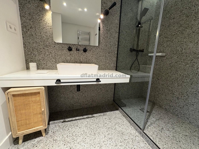 Apartamento Luminoso en Chamartin de 1 Dormitorio #1739 en Madrid