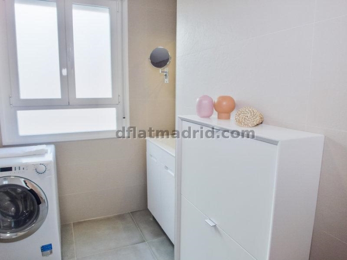 Apartamento en Centro de 1 Dormitorio #1681 en Madrid