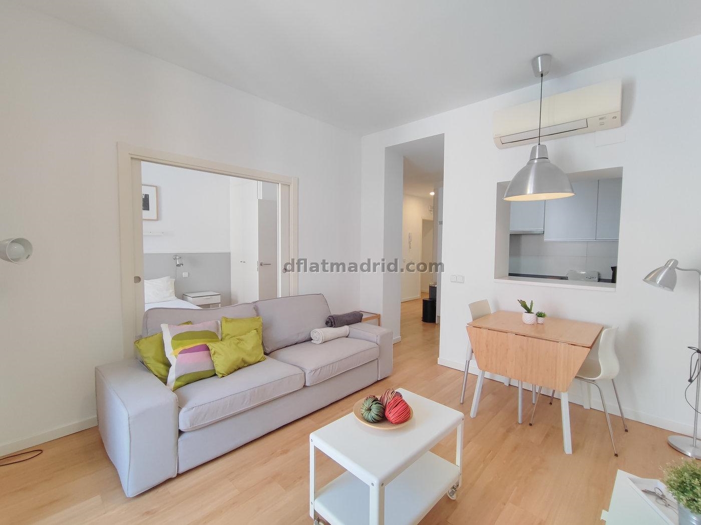 Apartamento Amplio en Centro de 3 Dormitorios#1030 en Madrid