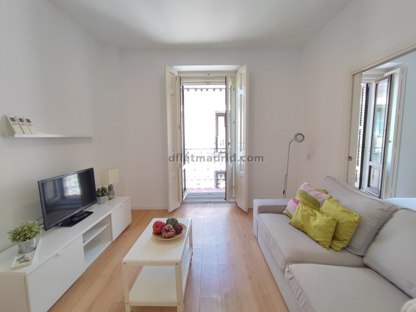 Apartamento Amplio en Centro de 3 Dormitorios#1030 en Madrid