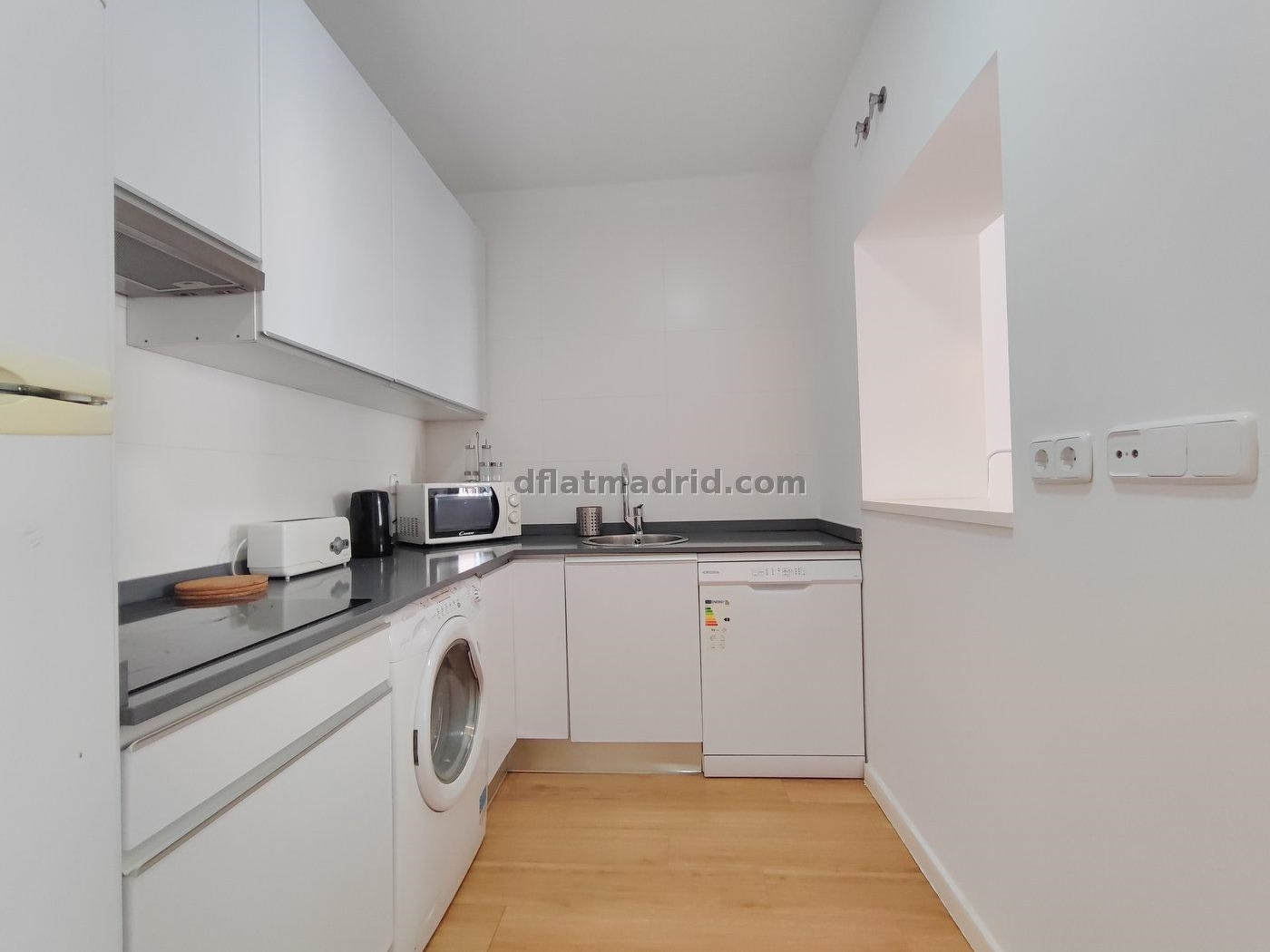 Apartamento Amplio en Centro de 3 Dormitorios#1030 en Madrid