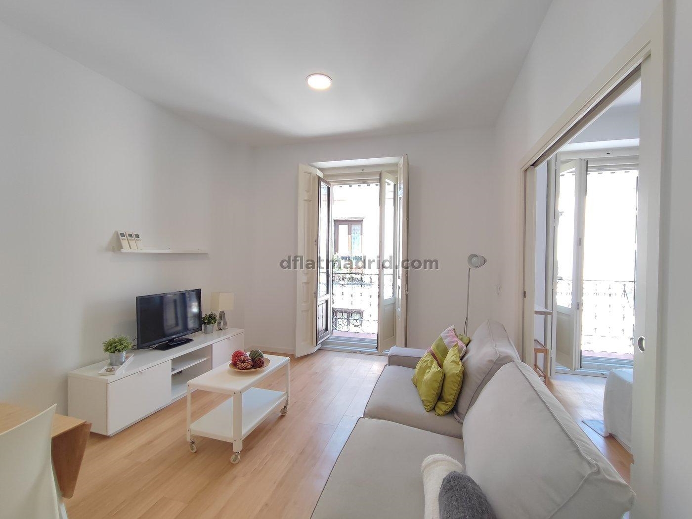 Apartamento Amplio en Centro de 3 Dormitorios#1030 en Madrid
