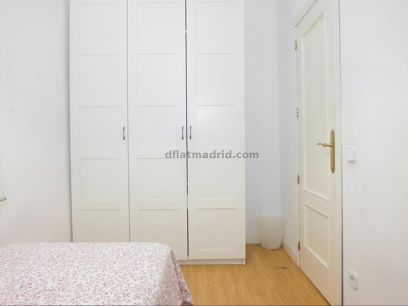 Apartamento Céntrico en Chamberi de 3 Dormitorios #1813 en Madrid