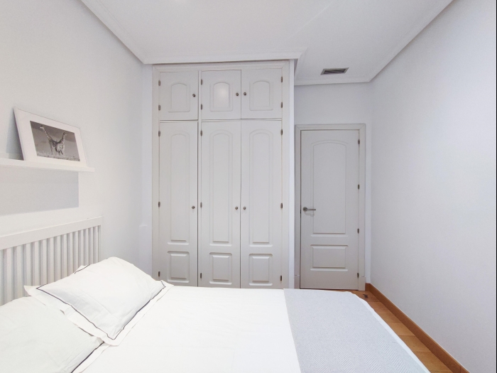Apartamento en Chamberi de 3 Dormitorios #1838 en Madrid