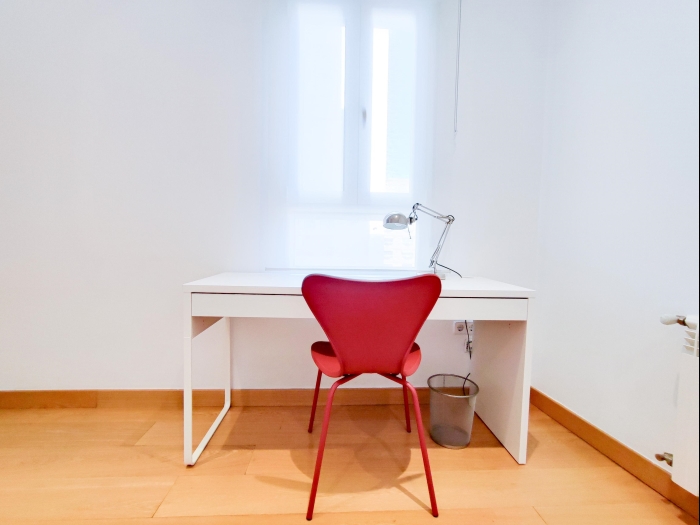 Apartamento en Chamberi de 3 Dormitorios #1838 en Madrid