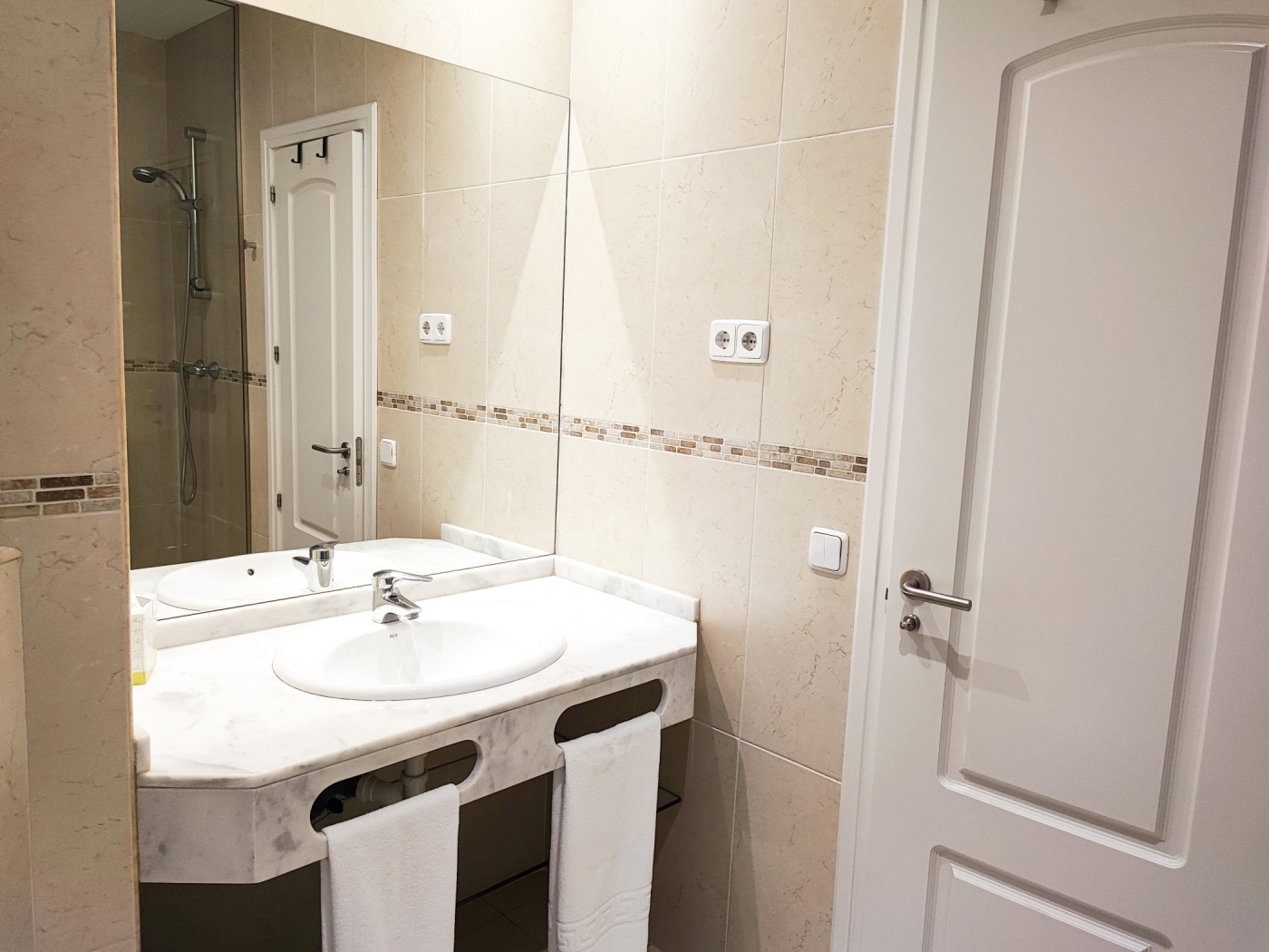 Apartment in Chamberi of 3 Bedrooms #1838 in Madrid