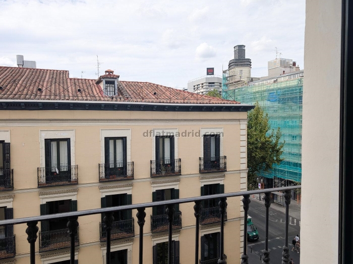 Apartamento Luminoso en Centro de 1 Dormitorio #1846 en Madrid