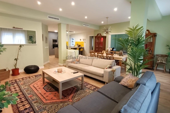 Apartment in Chamberi of 4 Bedrooms #1882 in Madrid