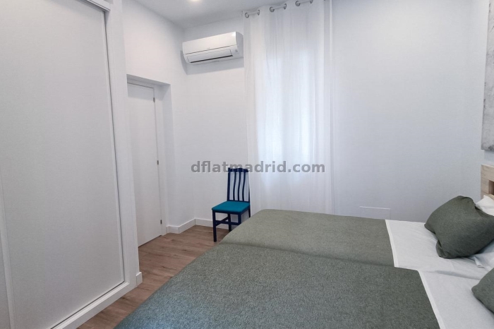 Apartamento luminoso en Centro de 2 Dormitorios #1908 en Madrid