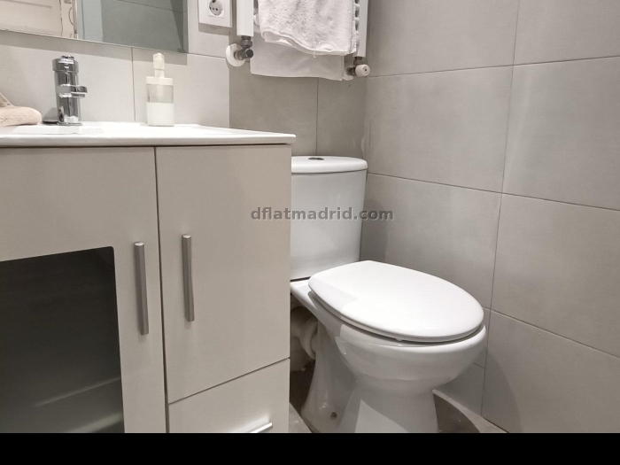 Apartamento Tranquilo en Tetuan de 1 Dormitorio #1916 en Madrid