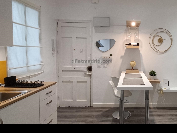 Apartamento Tranquilo en Tetuan de 1 Dormitorio #1916 en Madrid